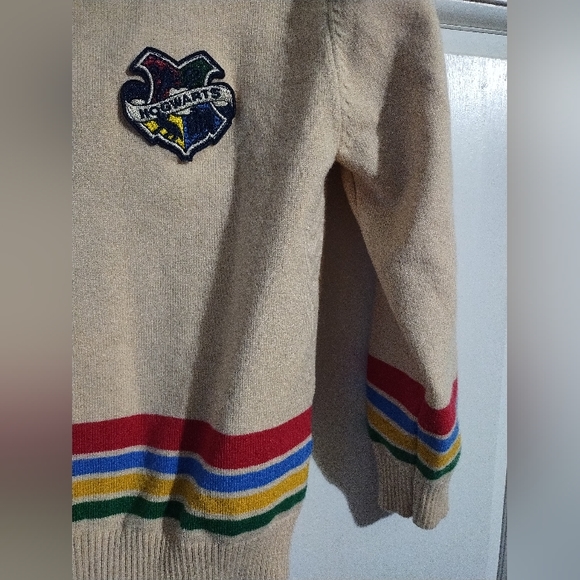 Official Harry Potter cardigan size 9y - Picture 3 of 5
